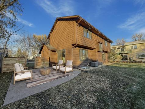 2939 Maple Street N Fargo ND 58102