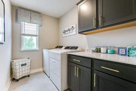 1728 Oak Creek Pass Chaska MN 55318