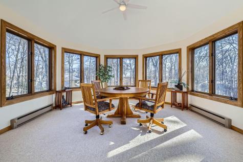 4 W Bay Lane North Oaks MN 55127