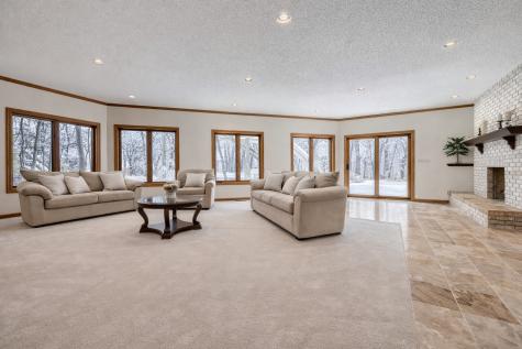 4 W Bay Lane North Oaks MN 55127