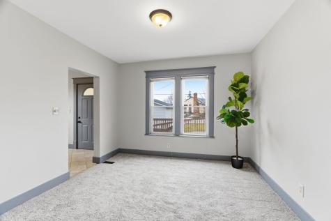 902 Dodd Road West Saint Paul MN 55118