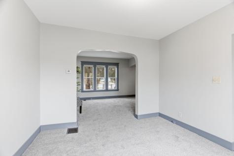 902 Dodd Road West Saint Paul MN 55118
