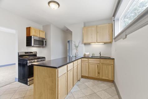 902 Dodd Road West Saint Paul MN 55118