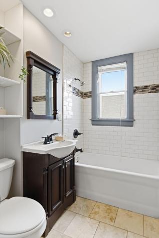 902 Dodd Road West Saint Paul MN 55118