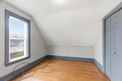 902 Dodd Road West Saint Paul MN 55118