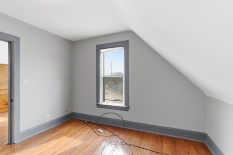 902 Dodd Road West Saint Paul MN 55118