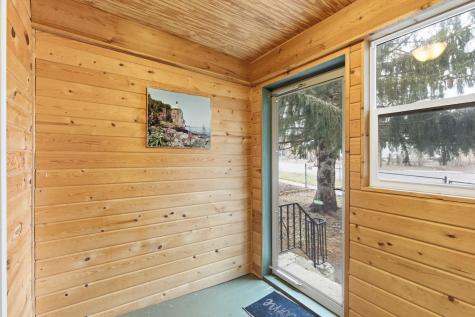 902 Dodd Road West Saint Paul MN 55118