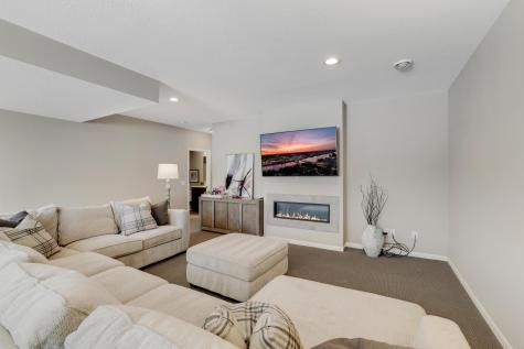 14953 Hillside Circle NW Prior Lake MN 55372