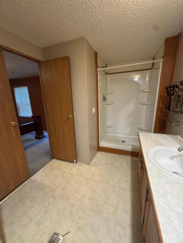 21 Horseshoe Bend Horace ND 58047