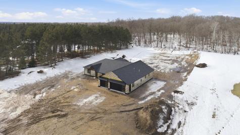 7215 Emerald Drive NE Alexandria MN 56308