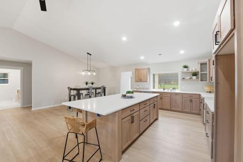7215 Emerald Drive NE Alexandria MN 56308