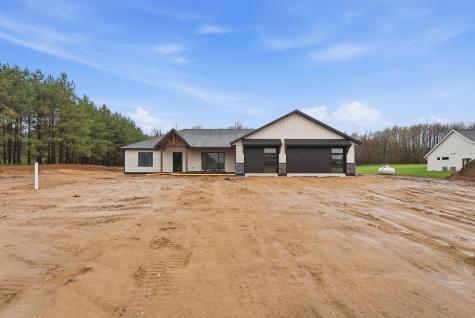 7215 Emerald Drive NE Alexandria MN 56308