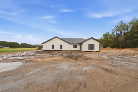 7215 Emerald Drive NE Alexandria MN 56308