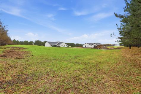 7215 Emerald Drive NE Alexandria MN 56308