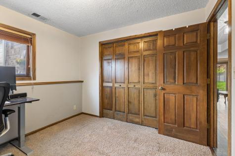 2201 84th Avenue N Brooklyn Park MN 55444