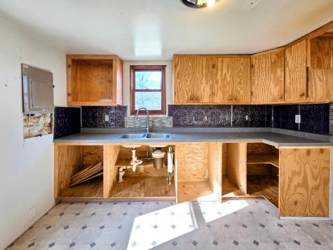 418 Main Street E Detroit Lakes MN 56501