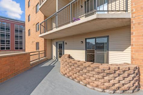 78 10th Street E Saint Paul MN 55101
