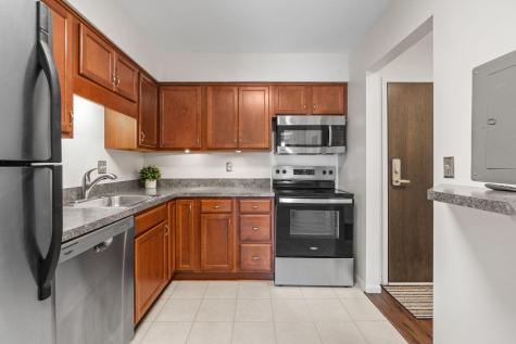 78 10th Street E Saint Paul MN 55101
