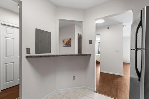 78 10th Street E Saint Paul MN 55101