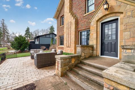 4836 Quail Avenue N Crystal MN 55429