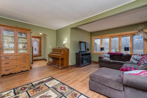 775 Ottawa Road Le Sueur MN 56058