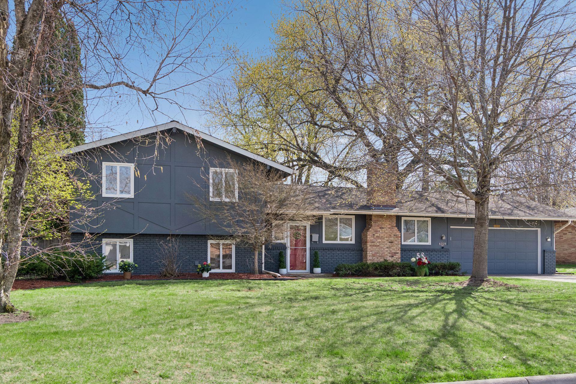 6009 Chapel Drive Edina MN 55439