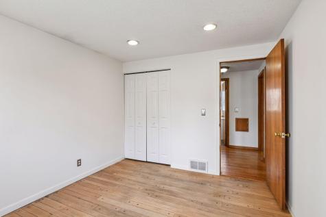 6009 Chapel Drive Edina MN 55439