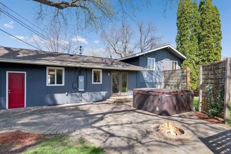 6009 Chapel Drive Edina MN 55439