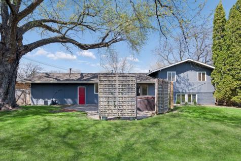 6009 Chapel Drive Edina MN 55439