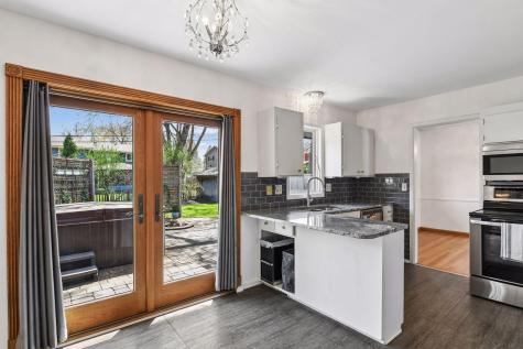 6009 Chapel Drive Edina MN 55439