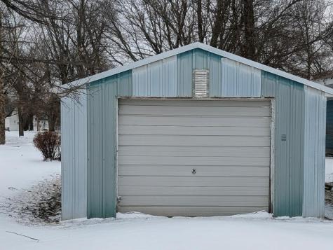 617 12th Avenue Clarkfield MN 56223