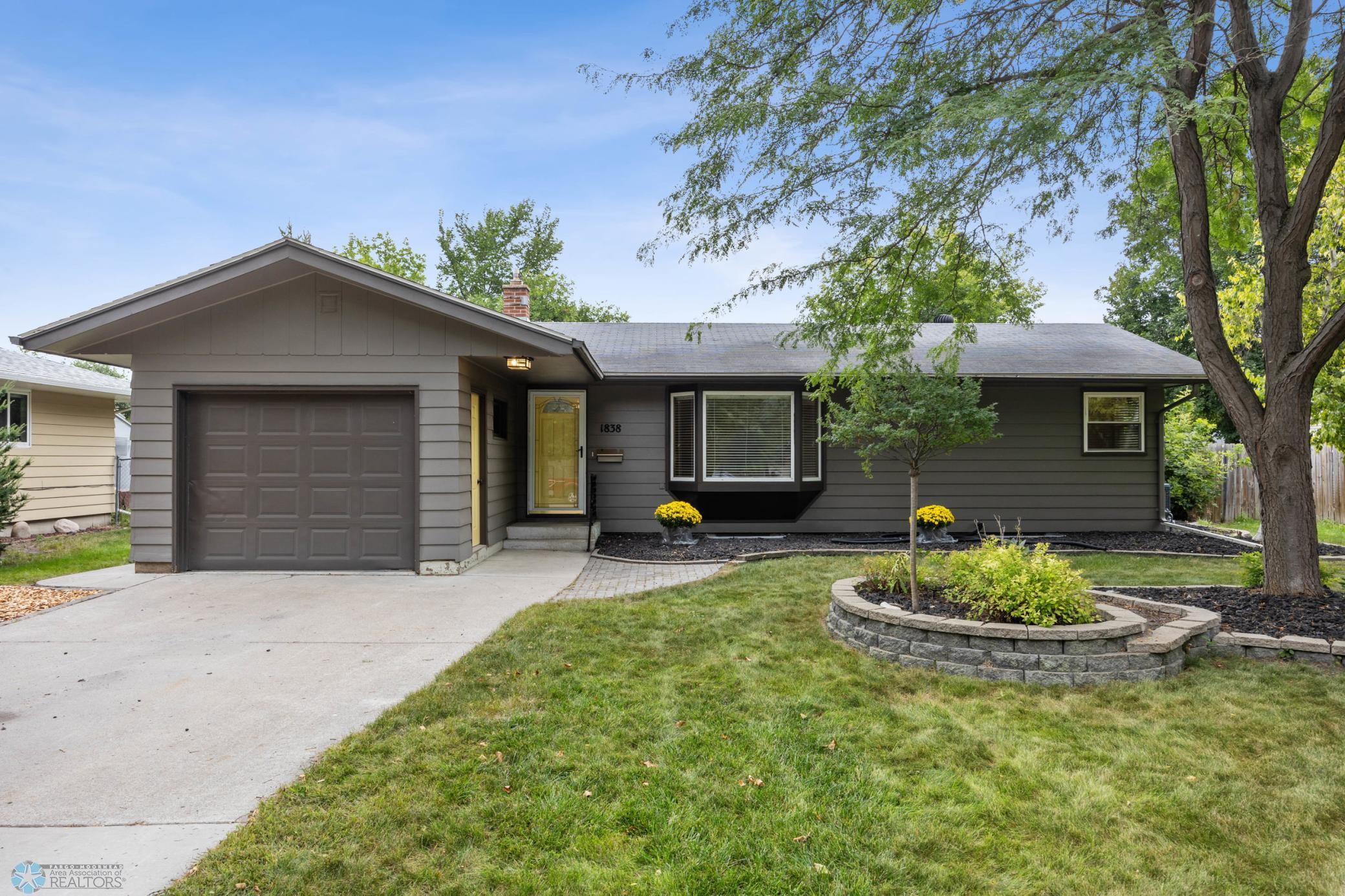 1838 17th Street S Fargo ND 58103