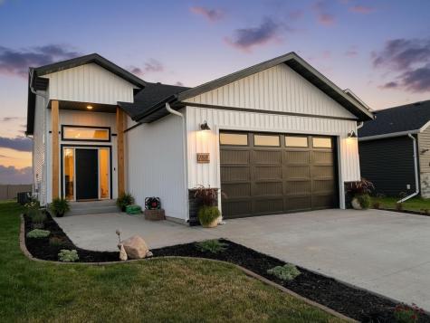 767 2nd Avenue Horace ND 58047