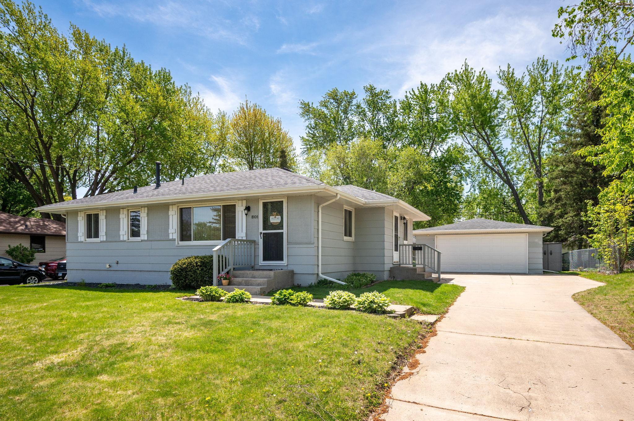 8101 47th Avenue N New Hope MN 55428