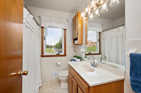 8101 47th Avenue N New Hope MN 55428