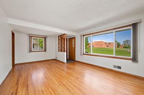 8101 47th Avenue N New Hope MN 55428