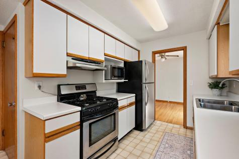 8101 47th Avenue N New Hope MN 55428