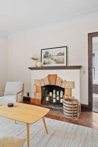 3136 Dupont Avenue S Minneapolis MN 55408