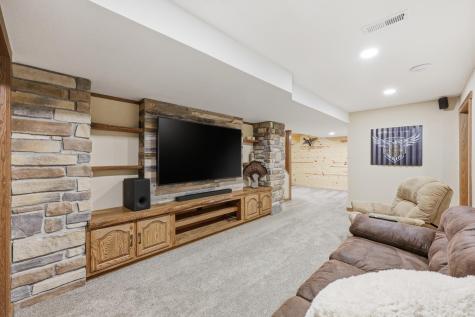 815 E Scharf Avenue Vergas MN 56587