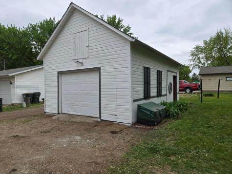 336 Erie Street SE Hutchinson MN 55350