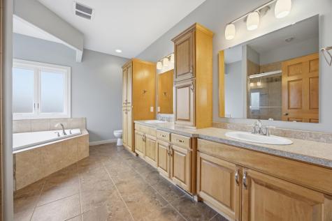 4195 Furnberg Place S Fargo ND 58104