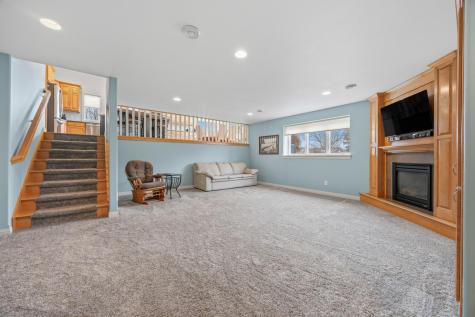 4195 Furnberg Place S Fargo ND 58104