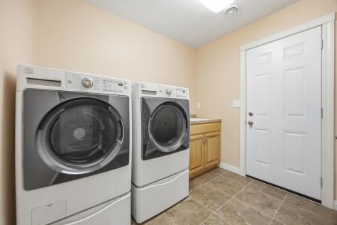4195 Furnberg Place S Fargo ND 58104