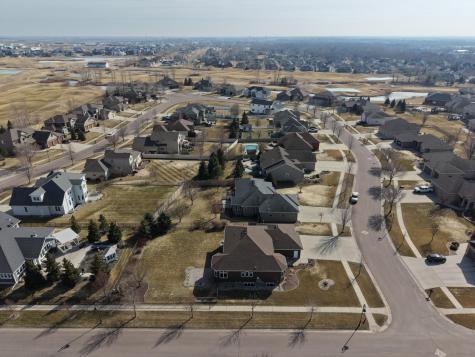 4195 Furnberg Place S Fargo ND 58104
