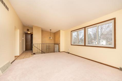 6401 Shingle Creek Drive Brooklyn Park MN 55445