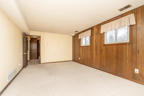 6401 Shingle Creek Drive Brooklyn Park MN 55445