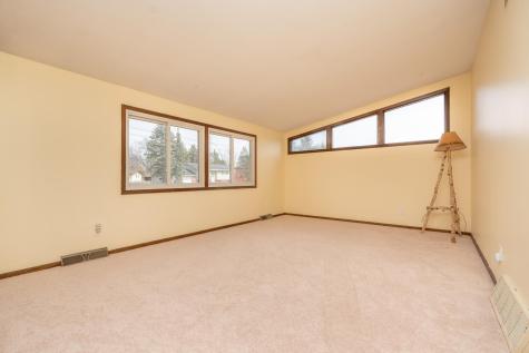 6401 Shingle Creek Drive Brooklyn Park MN 55445