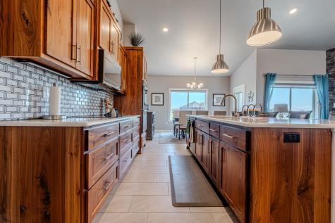 5594 43rd Street S Fargo ND 58104