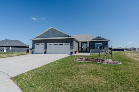 5594 43rd Street S Fargo ND 58104