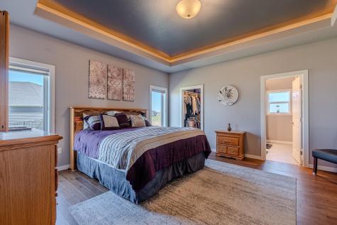 5594 43rd Street S Fargo ND 58104